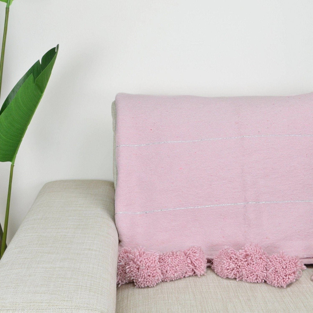 Couverture Pompon Rose et Argent - 285x200 cm