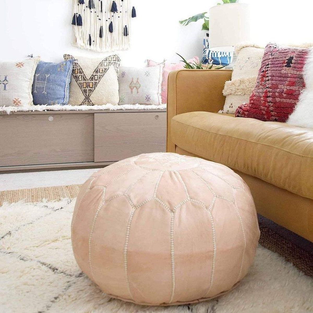 L&#39;Authentique Pouf Marocain en cuir Moroccan Furniture Benisouk 
